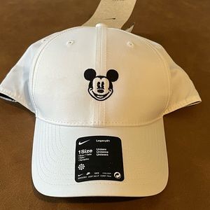 NWT, Mickey Mouse Nike Drifit hat